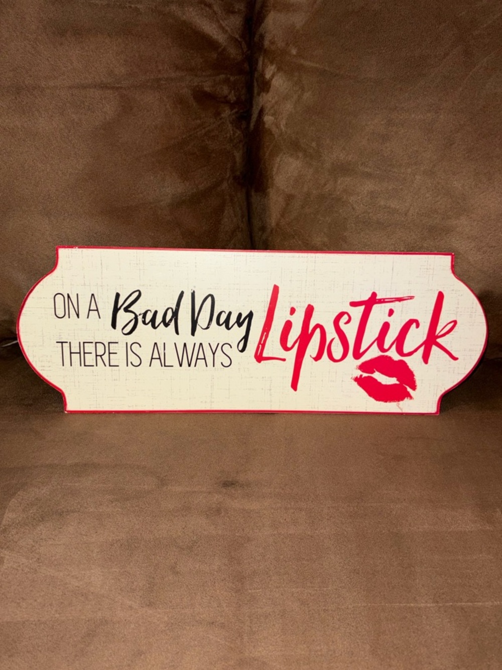 Hobby Lobby Metal Sign - Lipstick💋